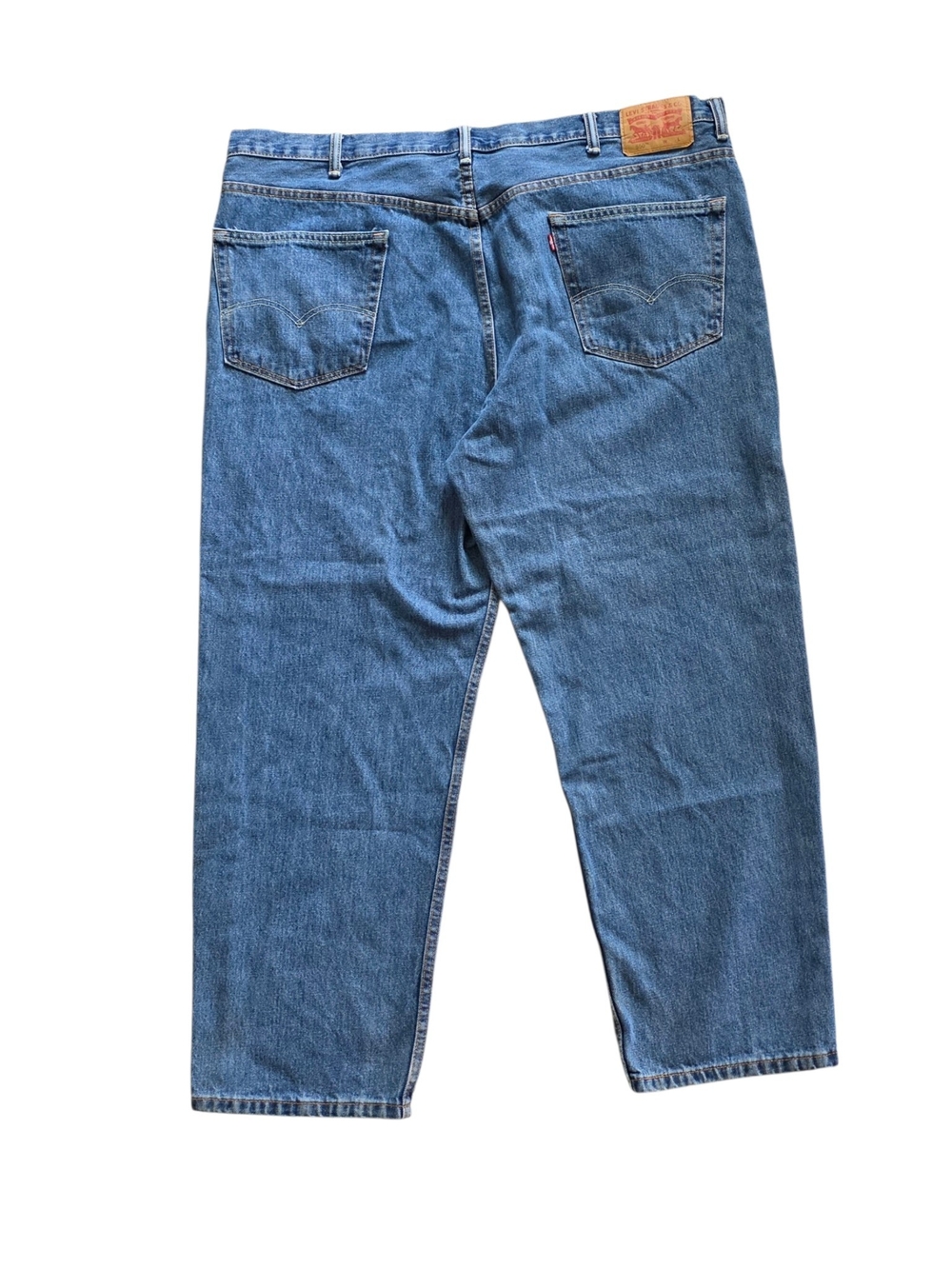 Levi's 550 46 x 30 Relaxed Fit Tapered Leg Medium Wash Denim Blue Jeans